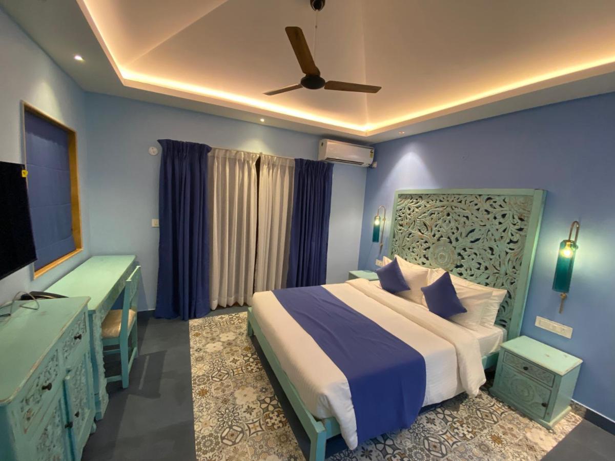 Atmani Waterfront Resort Cola Exterior photo